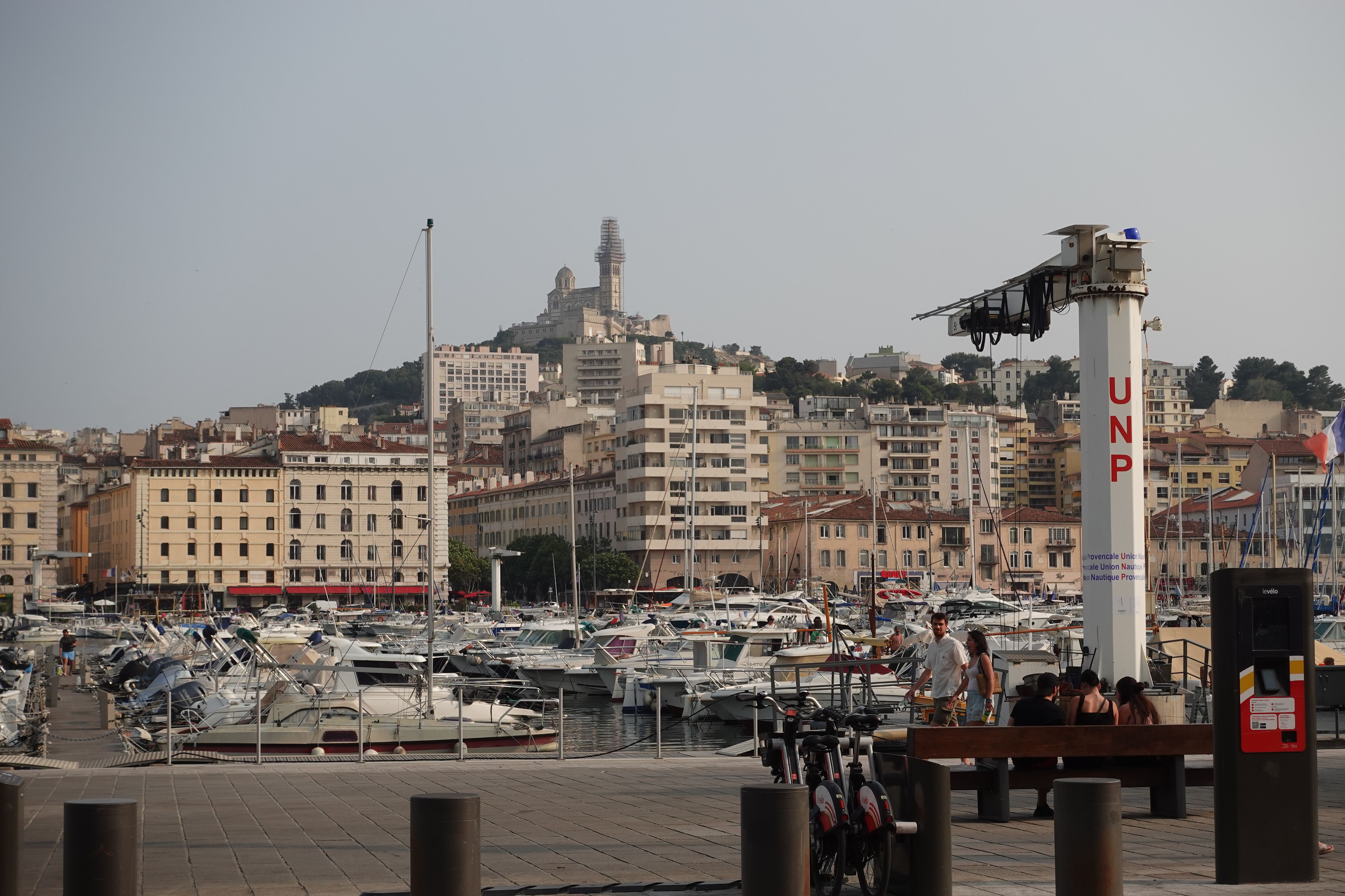 Le Vieux-Port de Marseille et Notre-Dame-de-la-Garde